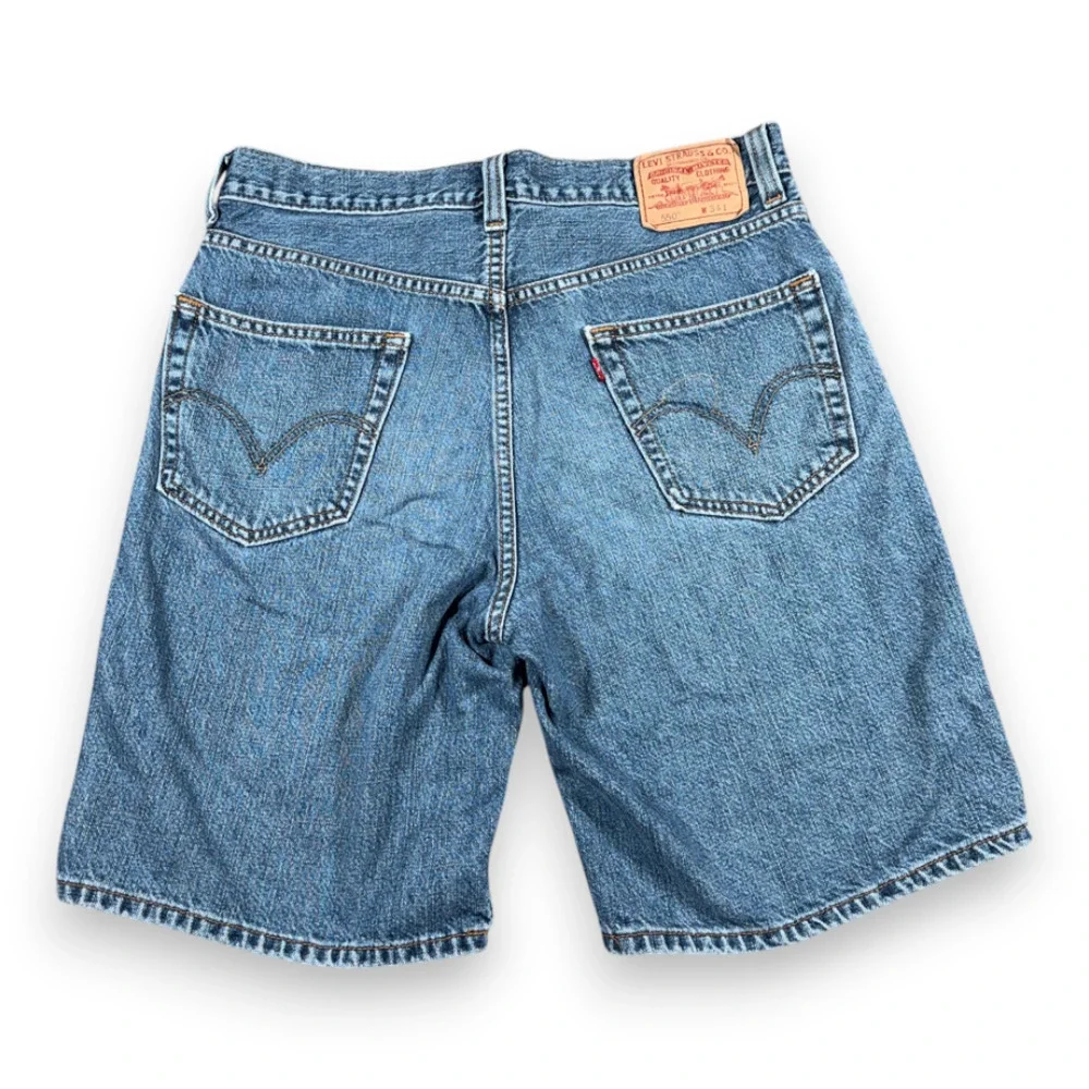 Vintage Levis 550 Shorts Mens 34 Blue Medium Wash Cotton Denim Jean Relaxed Y2K